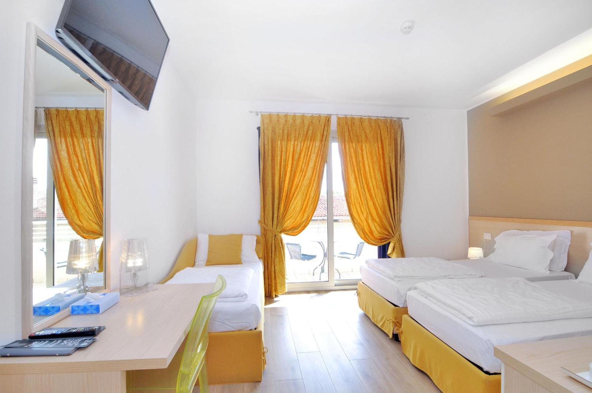 Eco Hotel Cleofe Caorle Exterior foto