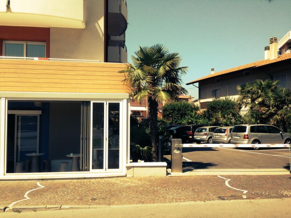 Eco Hotel Cleofe Caorle Exterior foto